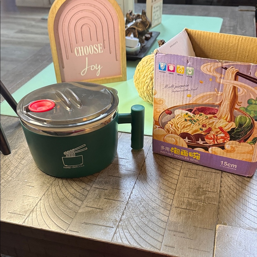 Green Noodle Cooker with Lid